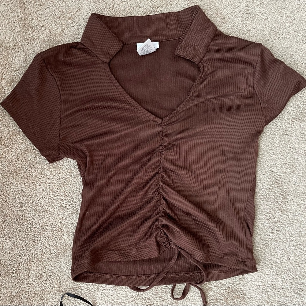 Ribbed Brown Ruched V-Neck Polo Crop Top